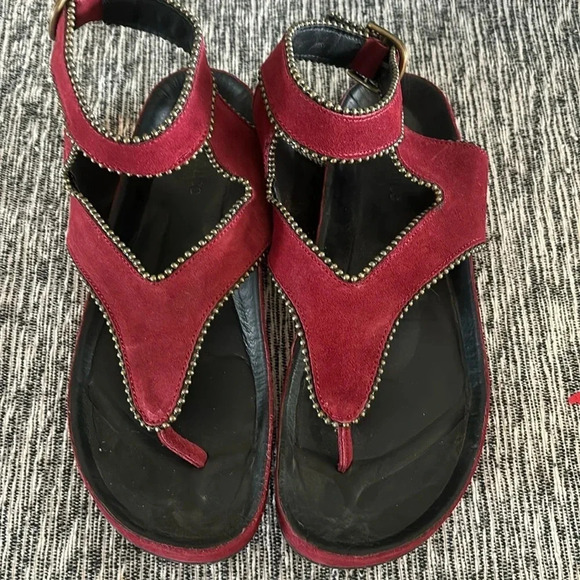 Sundance Shoes - Sundance red sandals